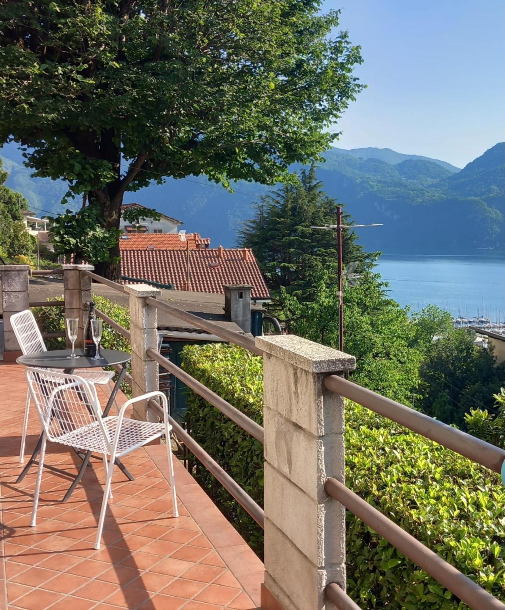 Lake And Guzzi View - Holiday Home Mandello del Lario Extérieur photo