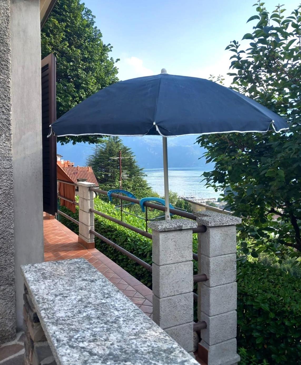 Lake And Guzzi View - Holiday Home Mandello del Lario Extérieur photo